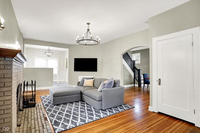 206 E 51st Street, Indianapolis, IN 46205