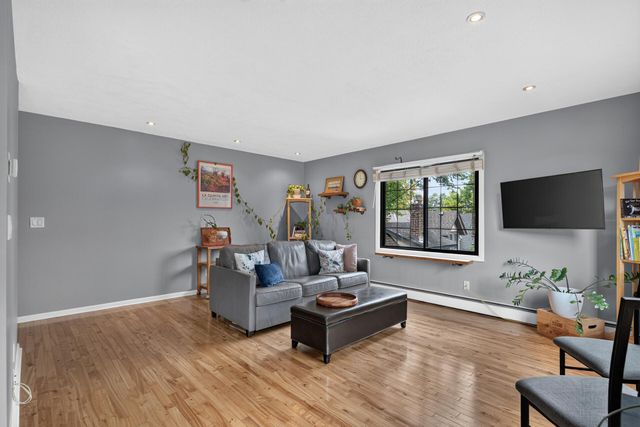 3844 Nicollet Avenue 305, Minneapolis, MN 55409