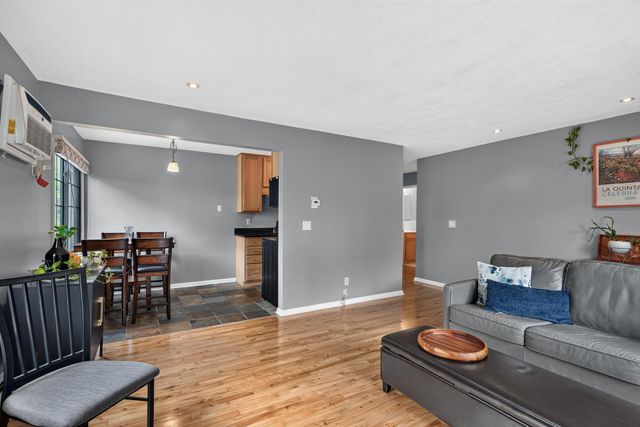 3844 Nicollet Avenue 305, Minneapolis, MN 55409