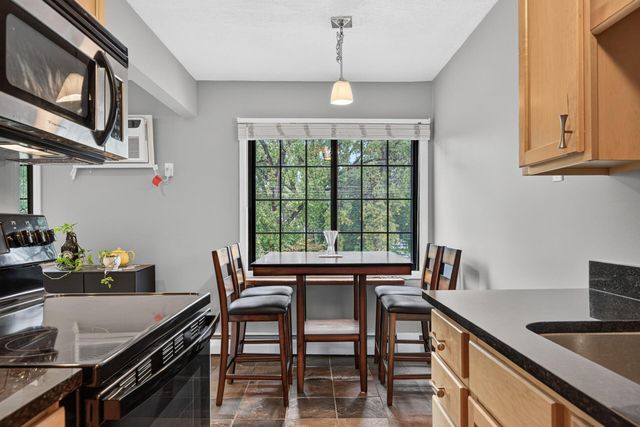 3844 Nicollet Avenue 305, Minneapolis, MN 55409
