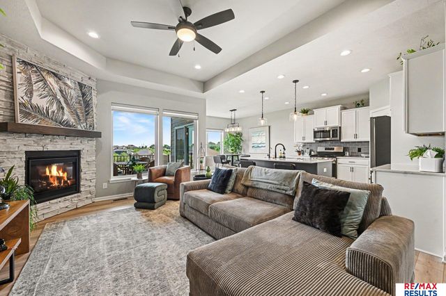 10415 S 209 Street, Gretna, NE 68028