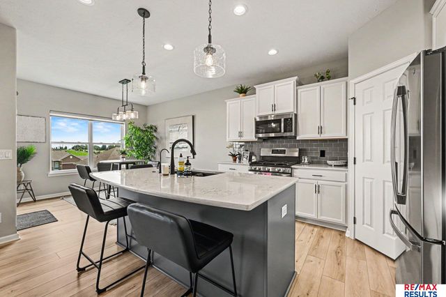 10415 S 209 Street, Gretna, NE 68028
