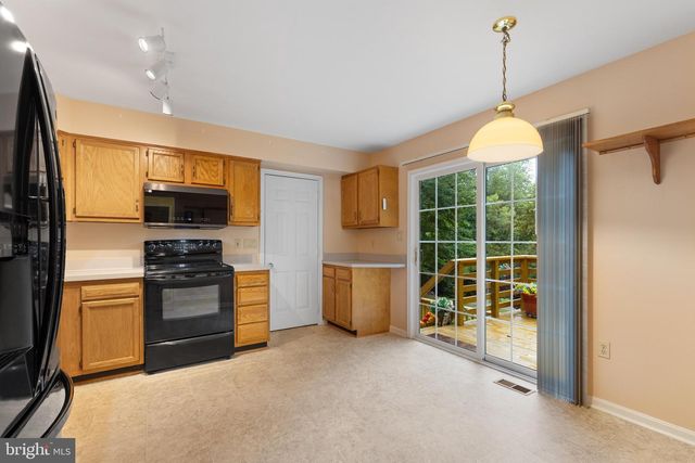 1206 CORDOVA DR, Lusby, MD 20657