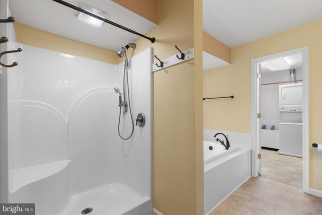 1206 CORDOVA DR, Lusby, MD 20657