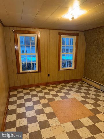 1110 POPLAR ST, Kulpmont, PA 17834