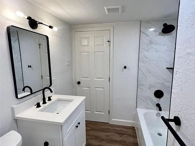 1019 N Chandler Drive 1015, Fort Worth, TX 76111