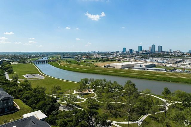 1019 N Chandler Drive 1015, Fort Worth, TX 76111