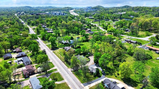 116 S Graycroft Ave, Madison, TN 37115