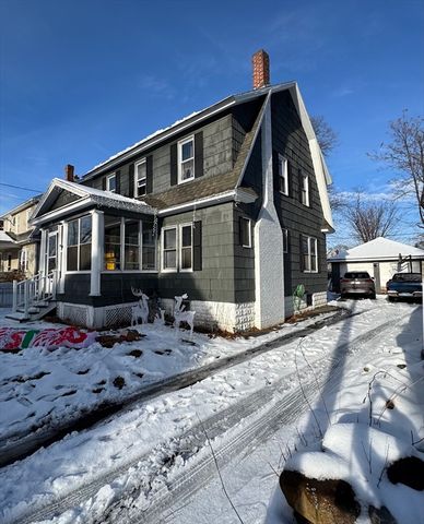 59 Daviston St, Springfield, MA 01108