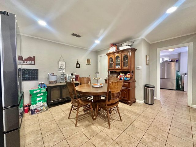 2601 E George Richey Rd, Longview, TX 75605