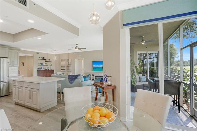 3485 LAUREL GREENS LN S 102, Naples, FL 34119