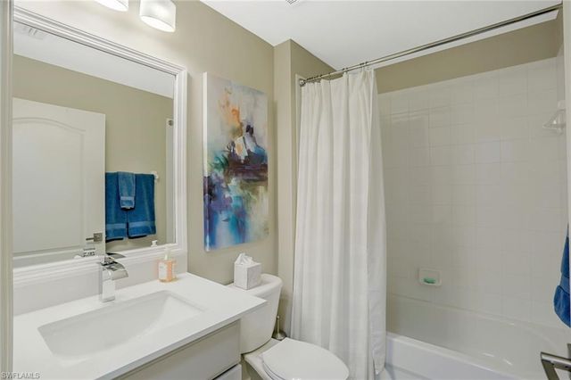 3485 LAUREL GREENS LN S 102, Naples, FL 34119