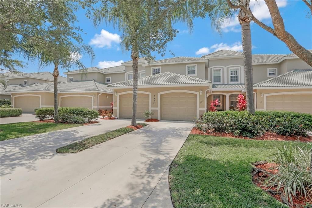 3485 LAUREL GREENS LN S 102, Naples, FL 34119