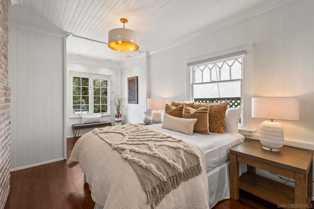 1263 Silverado St, La Jolla, CA 92037