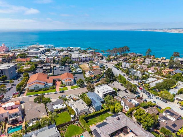 1263 Silverado St, La Jolla, CA 92037
