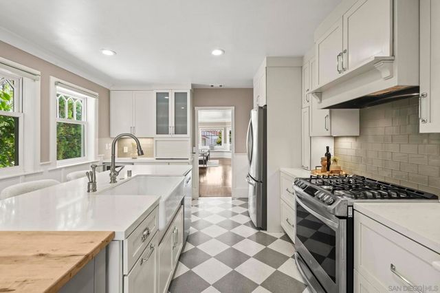1263 Silverado St, La Jolla, CA 92037