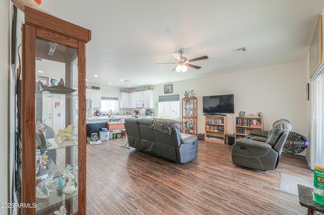 8477 W CONCORDIA Drive, Arizona City, AZ 85123