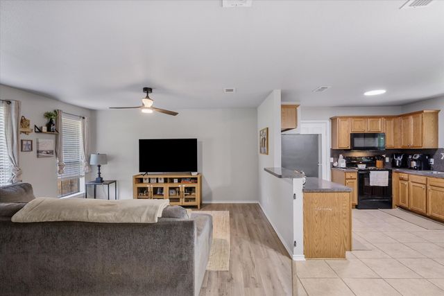 9165 Stonecreek, Tyler, TX 75703