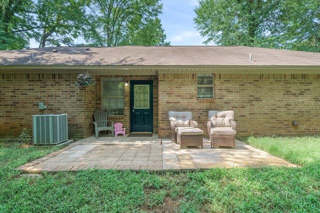 9165 Stonecreek, Tyler, TX 75703