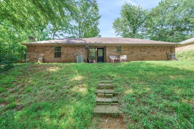 9165 Stonecreek, Tyler, TX 75703