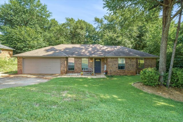 9165 Stonecreek, Tyler, TX 75703