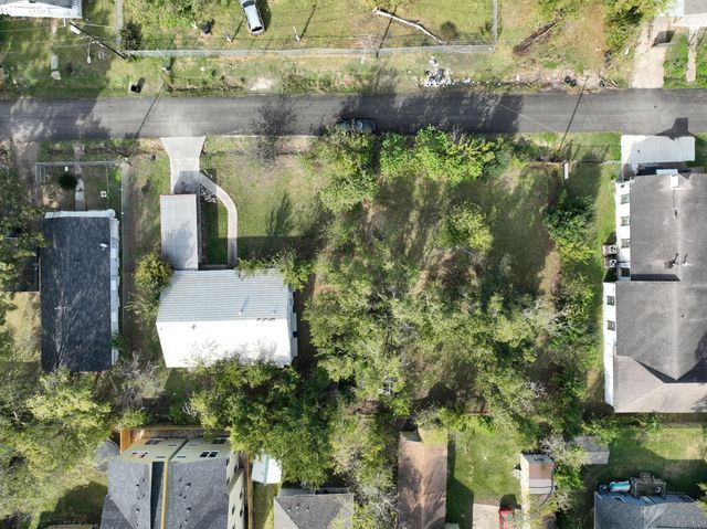 416 Calloway Street, Houston, TX 77029