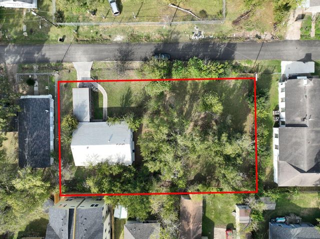 416 Calloway Street, Houston, TX 77029