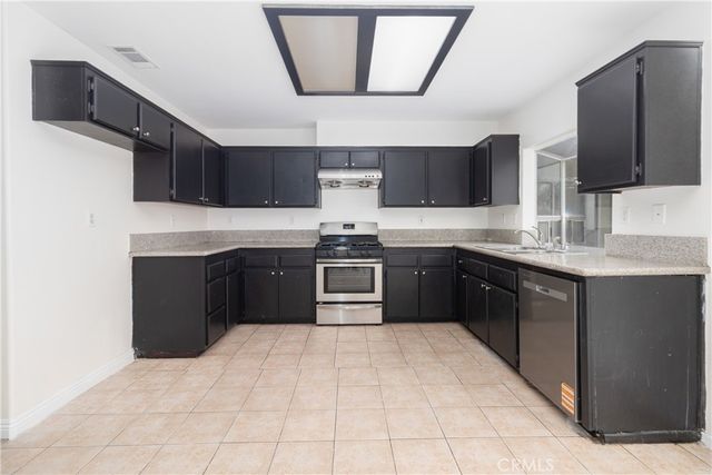 14995 Manzanita, Fontana, CA 92335