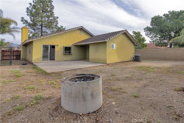 14995 Manzanita, Fontana, CA 92335