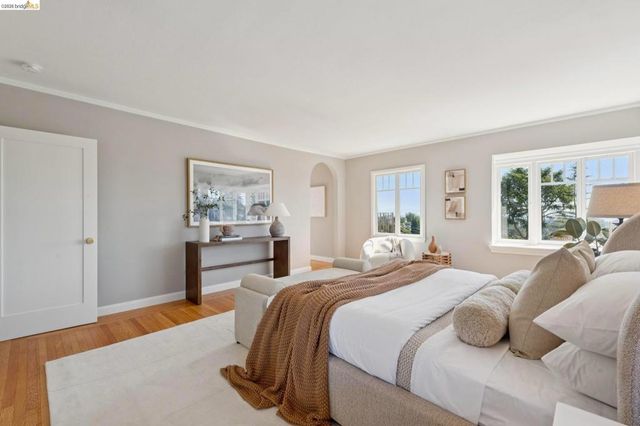 893 Glendome Circle, Oakland, CA 94602