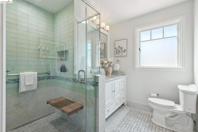 893 Glendome Circle, Oakland, CA 94602