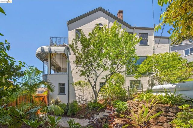 893 Glendome Circle, Oakland, CA 94602