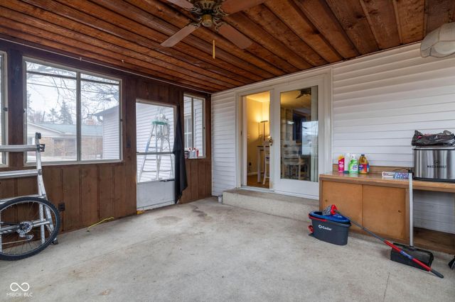 522 Chapel Hill West Drive, Indianapolis, IN 46214