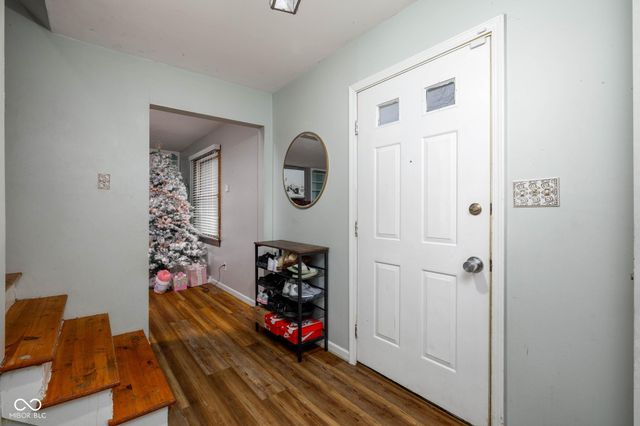 522 Chapel Hill West Drive, Indianapolis, IN 46214