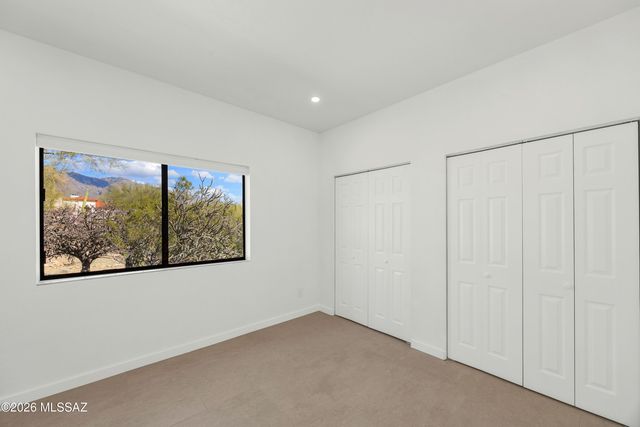 1230 E Placita Del Cervato, Tucson, AZ 85718