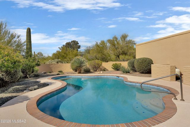 1230 E Placita Del Cervato, Tucson, AZ 85718