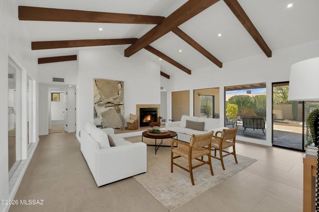 1230 E Placita Del Cervato, Tucson, AZ 85718