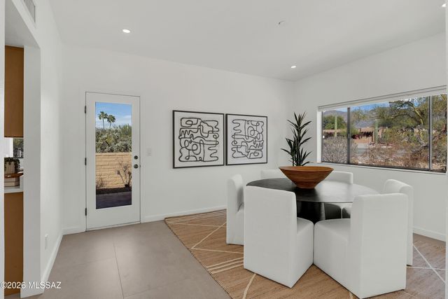 1230 E Placita Del Cervato, Tucson, AZ 85718