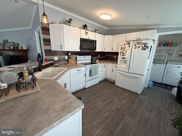 10 VAGABOND RD, Middletown, PA 17057
