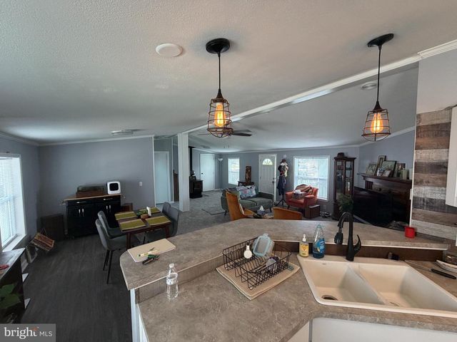 10 VAGABOND RD, Middletown, PA 17057