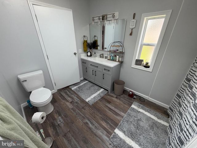 10 VAGABOND RD, Middletown, PA 17057