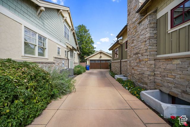 1733 S SUGARHOUSE LN, Salt Lake City, UT 84108