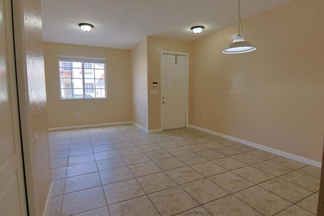 21211 NW 14th Place 3-27, Miami Gardens, FL 33169