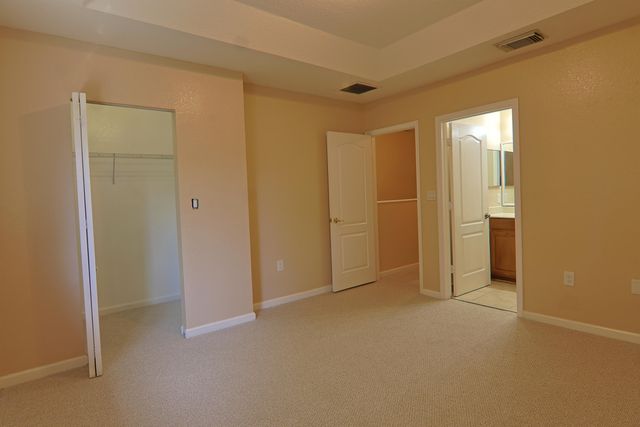 21211 NW 14th Place 3-27, Miami Gardens, FL 33169