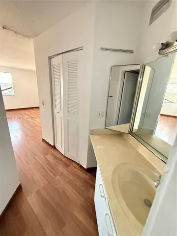 6272 NW 186th St 301, Hialeah, FL 33015