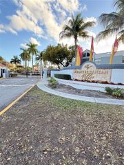 6272 NW 186th St 301, Hialeah, FL 33015