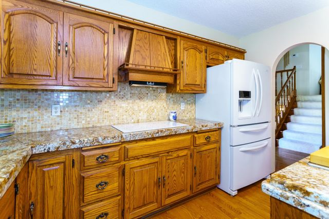 2640 Alvarado Lane N, Plymouth, MN 55447