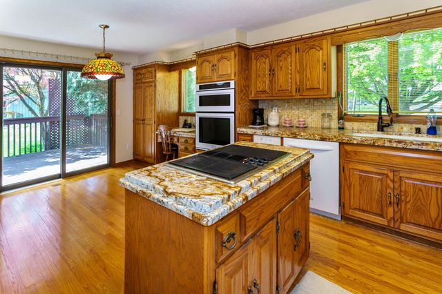 2640 Alvarado Lane N, Plymouth, MN 55447