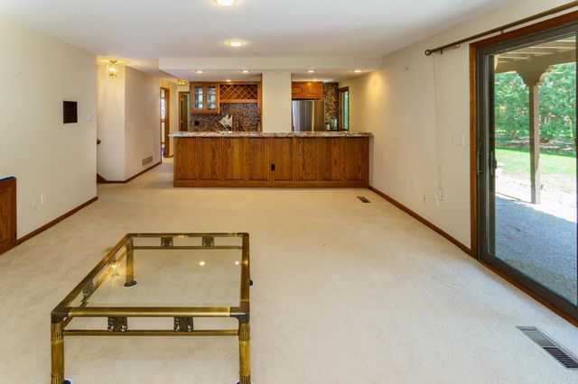 2640 Alvarado Lane N, Plymouth, MN 55447