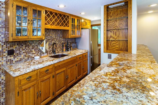 2640 Alvarado Lane N, Plymouth, MN 55447